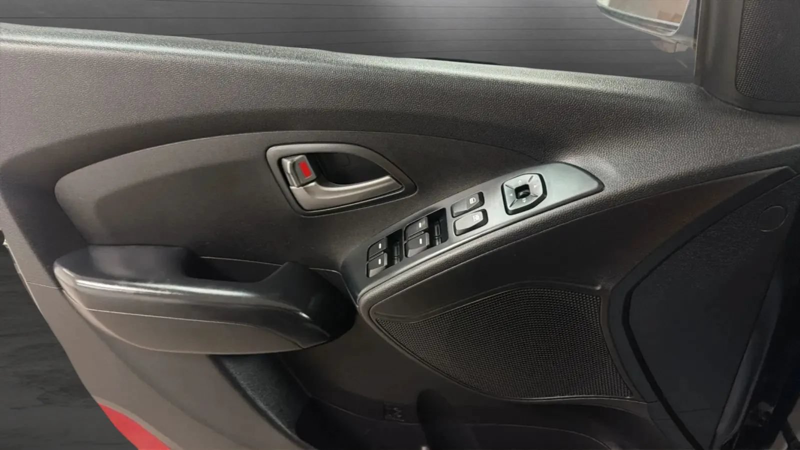 Used 2015 Hyundai Tucson GLS FWD image 16