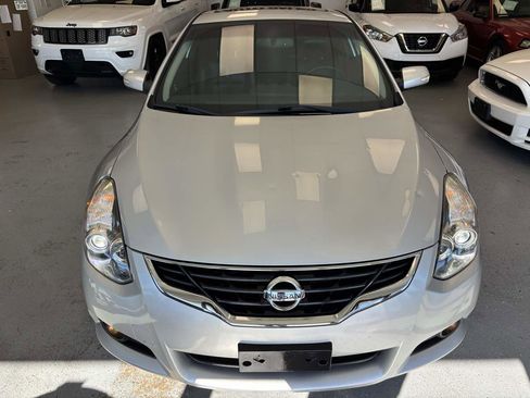 Used 2012 Nissan Altima 3.5 SR w/ Technology Pkg image 7
