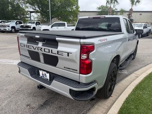 Used 2022 Chevrolet Silverado 1500 Custom w/ Rally Edition AWD/4WD image 12