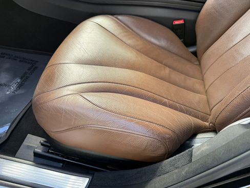 Used 2017 Mercedes-Benz S 550 Sedan image 25