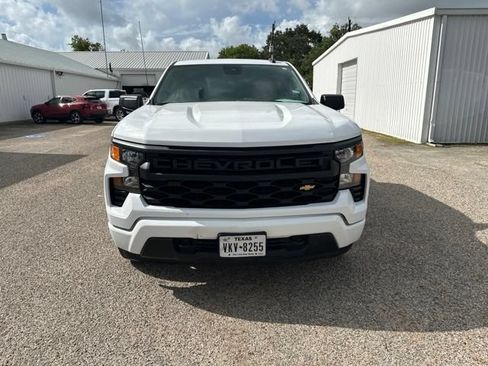 Certified 2024 Chevrolet Silverado 1500 Custom RWD image 2