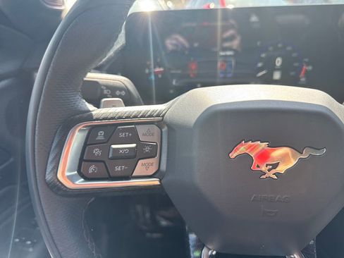 Used 2025 Ford Mustang GT Premium RWD image 48