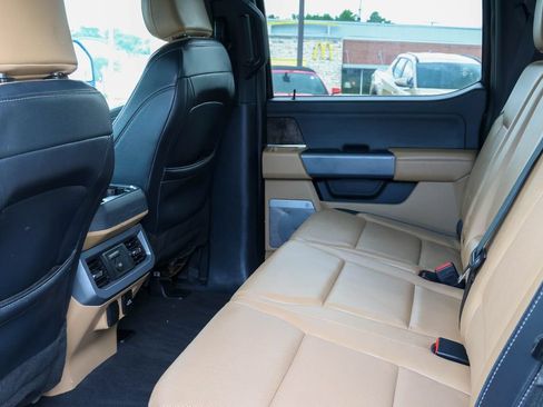 Used 2024 Ford F250 Lariat w/ Chrome Package AWD/4WD image 15