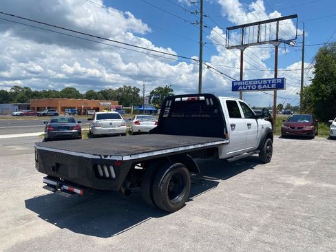 Used 2020 RAM 5500 Tradesman w/ Chrome Appearance Group AWD/4WD image 7