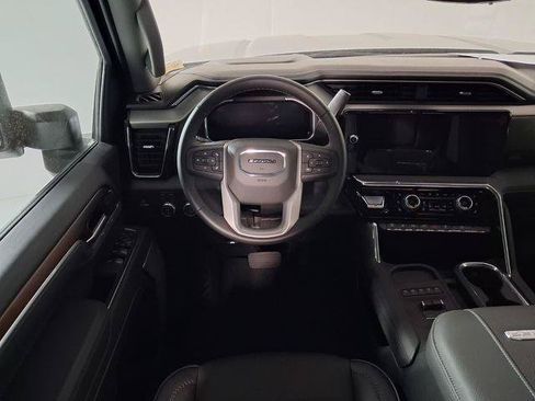 New 2026 GMC Sierra 3500 Denali w/ Denali Reserve Package AWD/4WD image 13