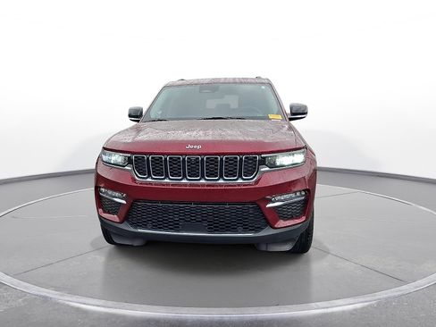 Used 2023 Jeep Grand Cherokee Limited w/ Luxury Tech Group II AWD/4WD image 3