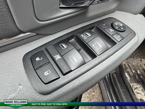 Used 2019 RAM 1500 Big Horn image 10