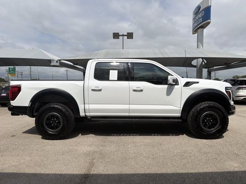 Used 2025 Ford F150 Raptor AWD/4WD image 6