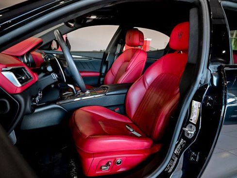 Used 2022 Maserati Ghibli Modena Q4 image 14