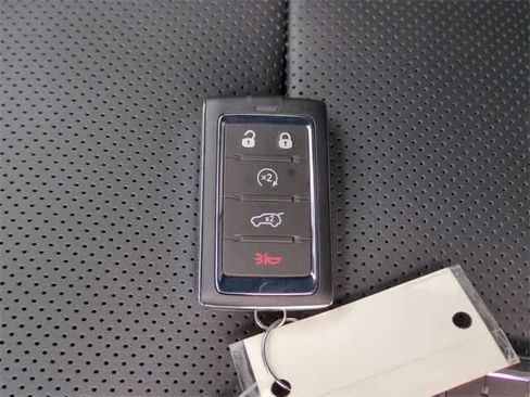 New 2025 Jeep Grand Cherokee Summit w/ Obsidian Package image 37