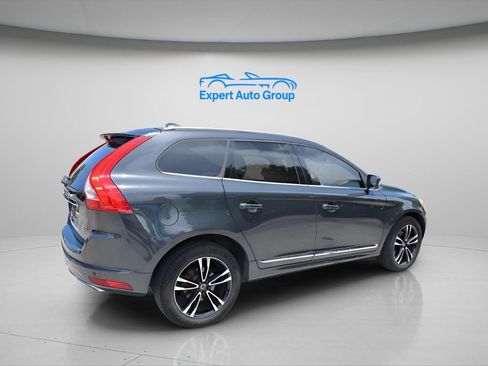 Used 2016 Volvo XC60 T5 Premier w/ Proximity Package FWD image 7