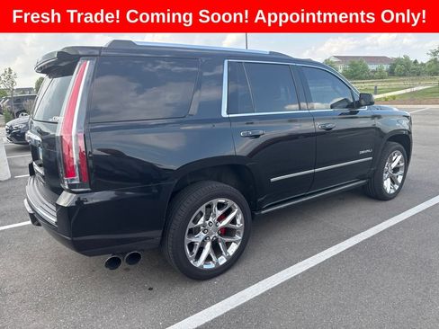 Used 2017 GMC Yukon Denali w/ Open Road Package AWD/4WD image 2