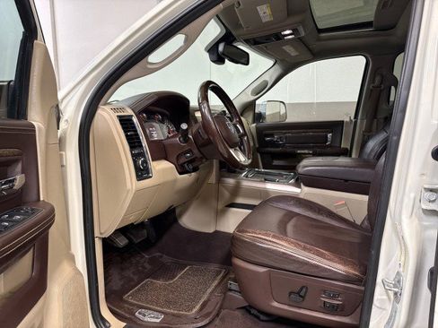 Used 2017 RAM 3500 Laramie Longhorn image 12