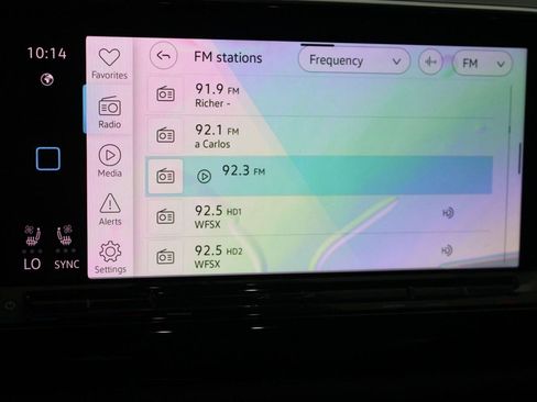 New 2026 Volkswagen Atlas Cross Sport SEL Premium R-Line image 25