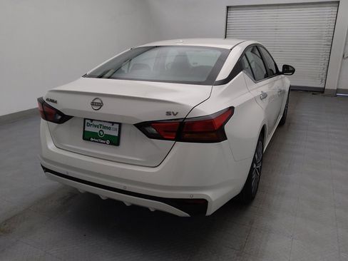 Used 2024 Nissan Altima 2.5 SV image 7