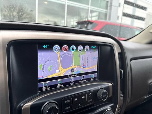 Used 2018 GMC Sierra 1500 Denali w/ Denali Ultimate Package image 10