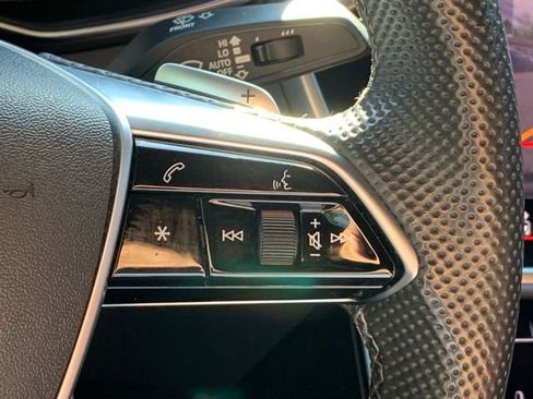 Used 2021 Audi S6 Premium Plus w/ Black Optic Package image 25