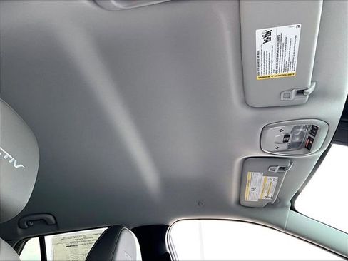 New 2026 Chevrolet Trax ACTIV w/ Driver Confidence Package FWD image 28