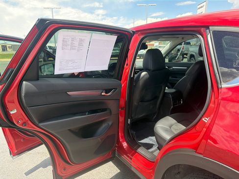 Used 2017 MAZDA CX-5 Touring w/ Preferred Equipment Package AWD/4WD image 27