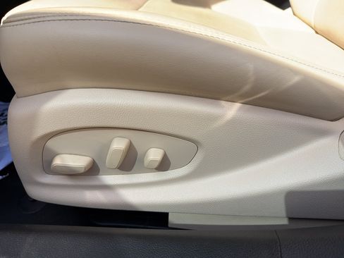 Used 2018 Cadillac CTS Luxury image 15