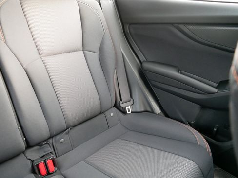 Used 2023 Subaru Crosstrek 2.0i Premium image 14