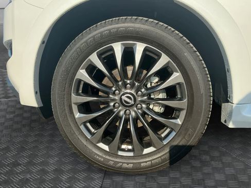 Used 2024 Nissan Armada Platinum w/ Captain's Chairs Package image 15