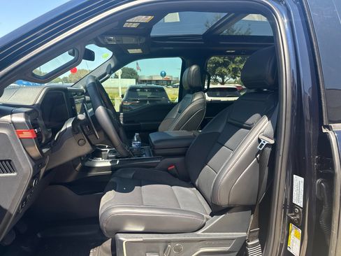 Used 2025 Ford F150 Raptor AWD/4WD image 7