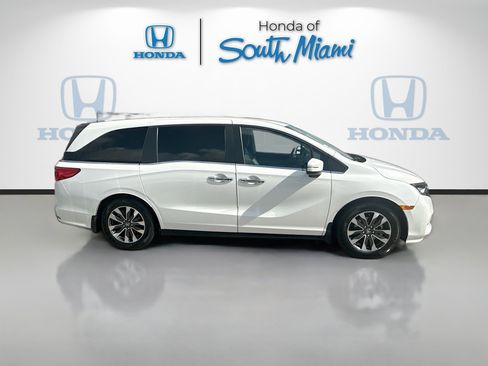 Certified 2024 Honda Odyssey Elite image 8