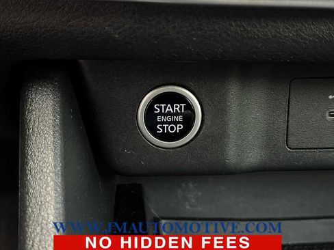 Used 2023 Nissan Rogue S image 38