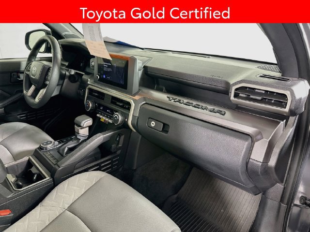 Certified 2024 Toyota Tacoma SR5 AWD/4WD image 30