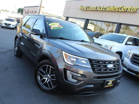 Used 2017 Ford Explorer Sport AWD/4WD image 38