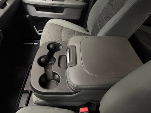 Used 2019 RAM 1500 Big Horn AWD/4WD image 15