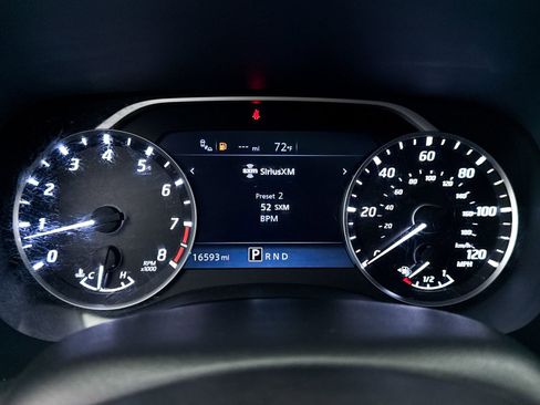 Used 2024 Nissan Frontier SL w/ Technology Package RWD image 33