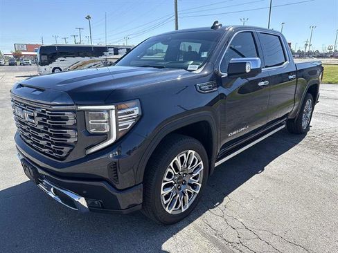 Used 2024 GMC Sierra 1500 Denali Ultimate image 3