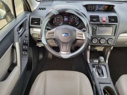 Used 2015 Subaru Forester 2.5i Touring w/ Eyesight & Navigation System image 17