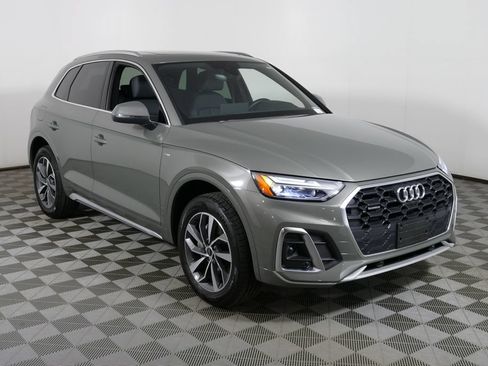 Used 2023 Audi Q5 2.0T Premium Plus w/ Premium Plus Package AWD/4WD image 1