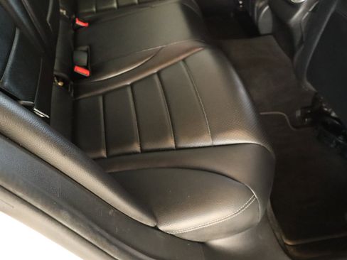 Used 2019 Mercedes-Benz C 300 4MATIC Sedan image 44