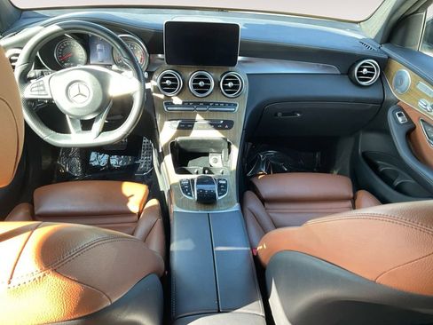 Used 2018 Mercedes-Benz GLC 43 AMG 4MATIC image 31