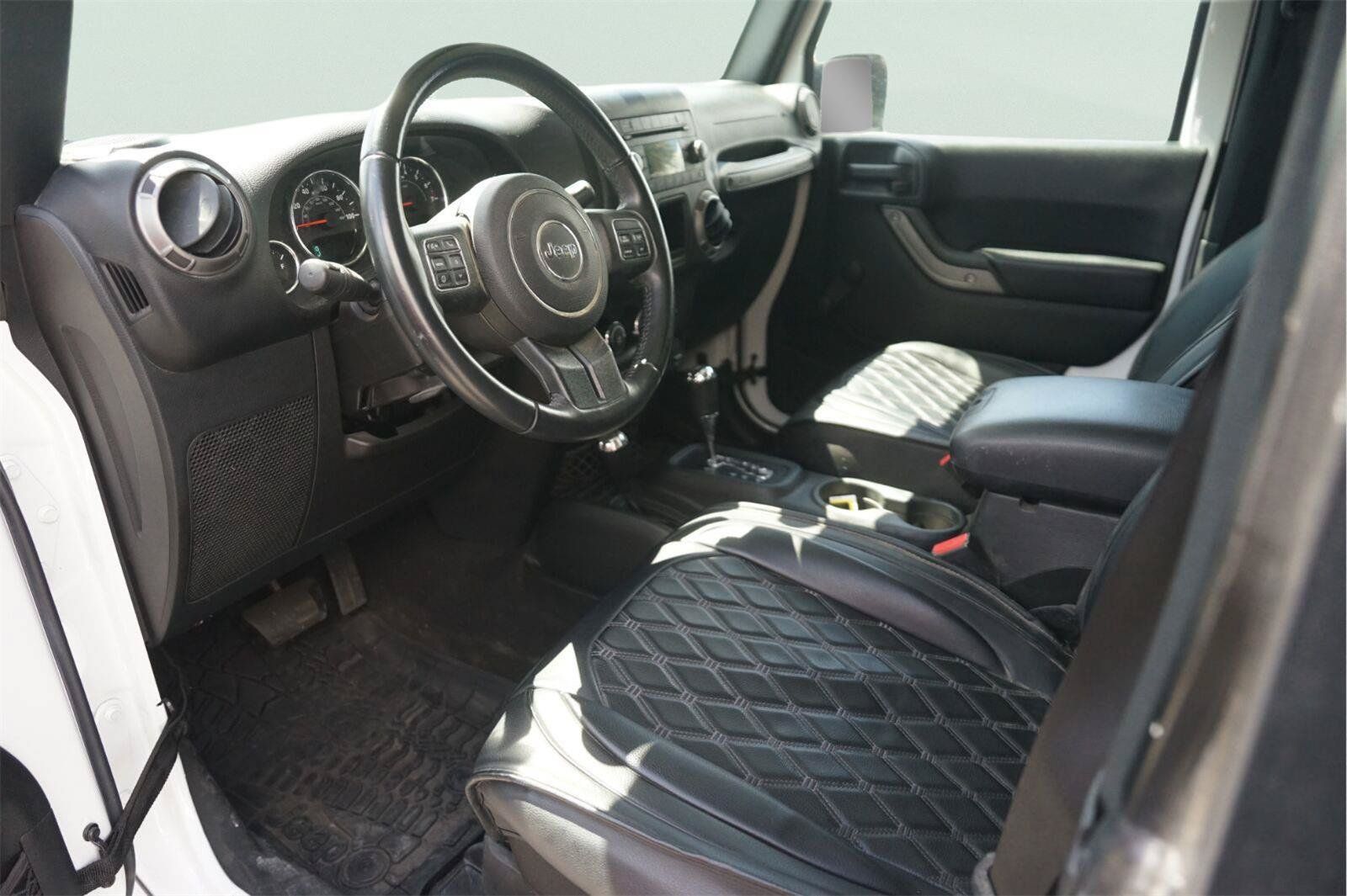 Used 2017 Jeep Wrangler Sport AWD/4WD image 3