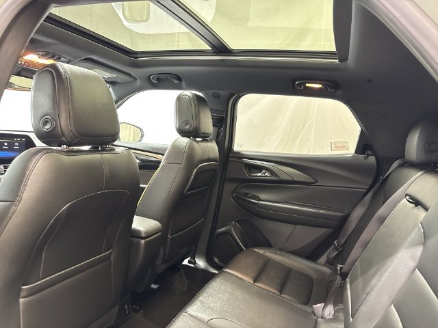 Used 2024 Chevrolet TrailBlazer ACTIV w/ Convenience Package AWD/4WD image 14