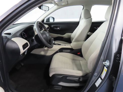 Used 2025 Honda HR-V LX image 16