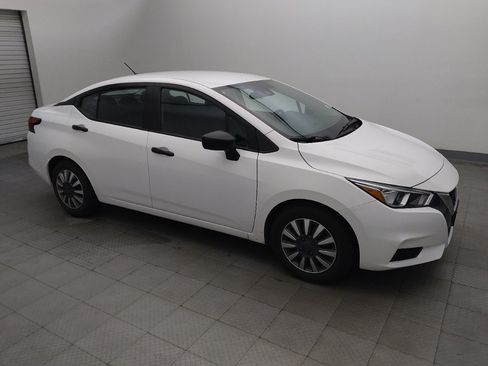 Used 2022 Nissan Versa S FWD image 11