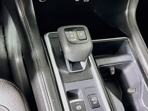 Used 2024 Nissan Pathfinder SV FWD image 24
