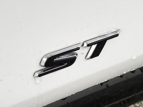 New 2026 Buick Encore GX Sport Touring image 25