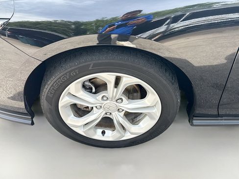 Used 2023 Honda Accord LX image 35