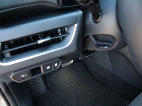 New 2025 Kia K4 LXS image 25