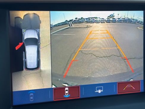 Used 2019 GMC Acadia Denali w/ Technology Package FWD image 29