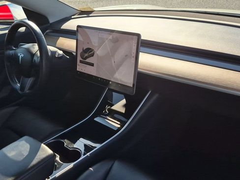 Used 2018 Tesla Model 3 Long Range RWD image 27