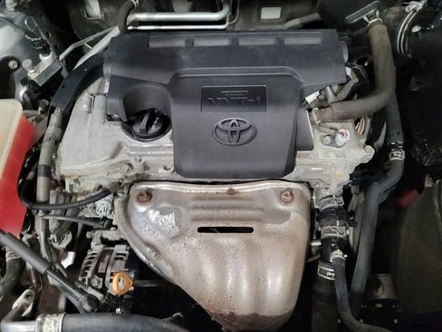 Used 2018 Toyota RAV4 LE w/ Carpet Mat Package AWD/4WD image 30