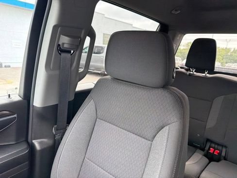 Used 2023 Chevrolet Silverado 1500 LT AWD/4WD image 68